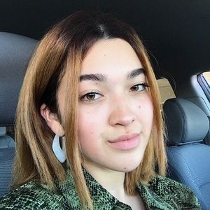 Meet your Posher, Sade